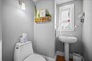 101 Brosville St, Pittsburgh, PA 15203 - Photo 9