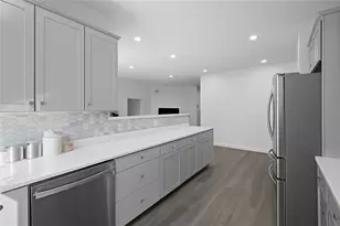 101 Cherokee Dr, Chippewa Township, PA 15010 - Photo 13