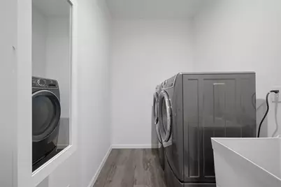 101 Cherokee Dr, Chippewa Township, PA 15010 - Photo 25