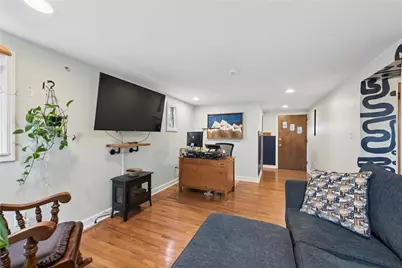 2039 Outlook Dr, Pittsburgh, PA 15147 - Photo 5