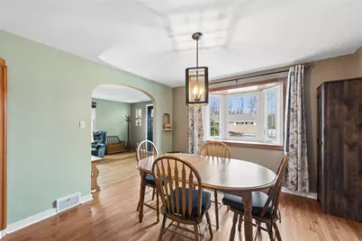 2039 Outlook Dr, Pittsburgh, PA 15147 - Photo 9