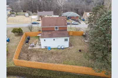 2039 Outlook Dr, Pittsburgh, PA 15147 - Photo 29