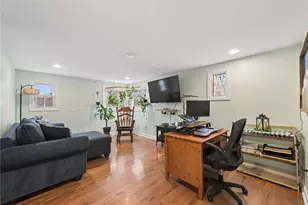 2039 Outlook Dr, Pittsburgh, PA 15147 - Photo 13