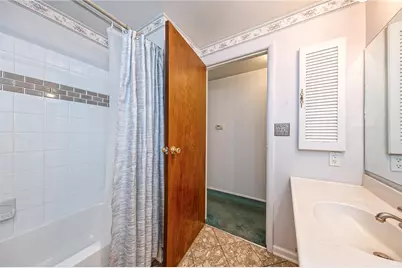 215 Hillendale Rd, Ross Twp, PA 15237 - Photo 19