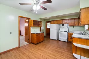 49 Gordon St, Stowe Township, PA 15136 - Photo 9