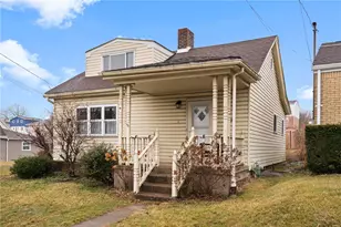 49 Gordon St, Stowe Township, PA 15136 - Photo 3