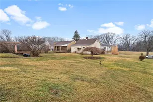 49 Gordon St, Stowe Township, PA 15136 - Photo 25