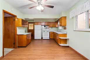 49 Gordon St, Stowe Township, PA 15136 - Photo 13