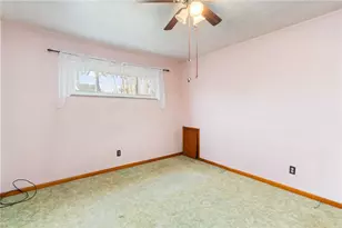 49 Gordon St, Stowe Township, PA 15136 - Photo 17