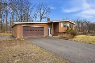 103 Lovi Rd, Ambridge, PA 15005 - Photo 3