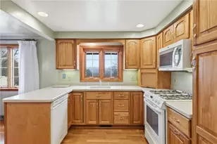 2919 Kennedy Heights Dr, Pittsburgh, PA 15101 - Photo 13