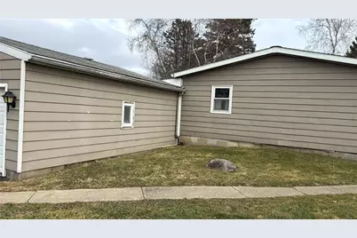 451 Delaware Road, Fredonia, PA 16124 - Photo 9