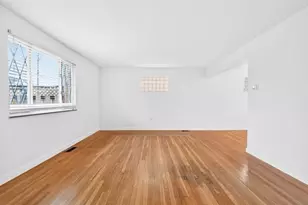 152 Gass Rd, Ross Twp, PA 15229 - Photo 5