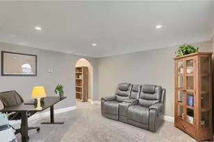 420 Blue Ridge Dr, Moon/Crescent Twp, PA 15108 - Photo 7