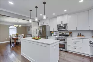 420 Blue Ridge Dr, Moon/Crescent Twp, PA 15108 - Photo 15