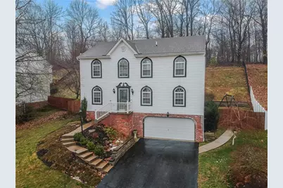 420 Blue Ridge Drive, Moon/Crescent Twp, PA 15108 - Photo 3