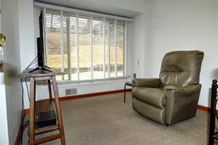 231 Cherrydell Dr, Scott Township, PA 15220 - Photo 15