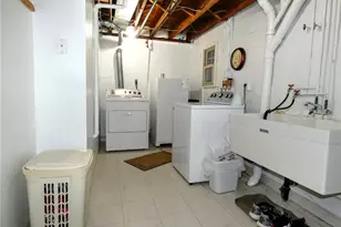 231 Cherrydell Dr, Scott Township, PA 15220 - Photo 19