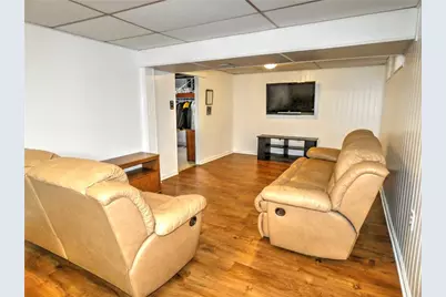 231 Cherrydell Dr, Scott Township, PA 15220 - Photo 17