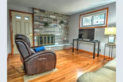 231 Cherrydell Dr, Scott Township, PA 15220 - Photo 5