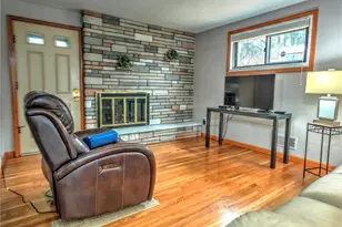 231 Cherrydell Dr, Scott Township, PA 15220 - Photo 5