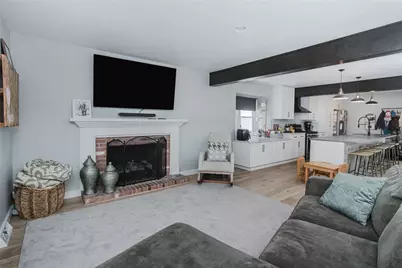 551 Georgetowne Vlg, White Township, PA 15701 - Photo 13