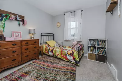 551 Georgetowne Vlg, White Township, PA 15701 - Photo 23