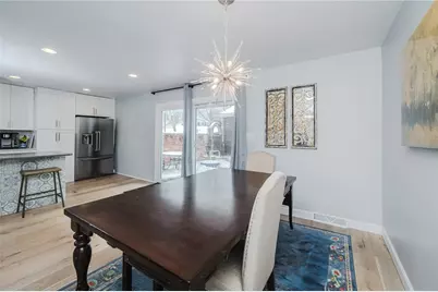 551 Georgetowne Vlg, White Township, PA 15701 - Photo 9