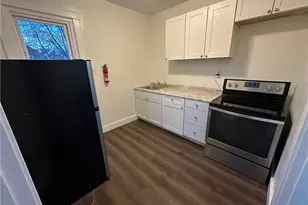 122 E 16th Ave, Homestead, PA 15120 - Photo 3