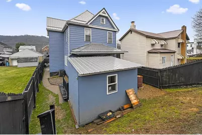 704 Center Ln, Linesville Boro, PA 16238 - Photo 33