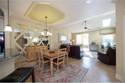 408 Independence Ln #211, Economy, PA 15042 - Photo 5