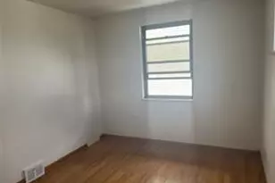 218 Bronx Ave, Pittsburgh, PA 15229 - Photo 17