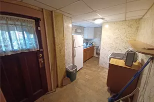 912 Washington Ave, Monaca, PA 15061 - Photo 9