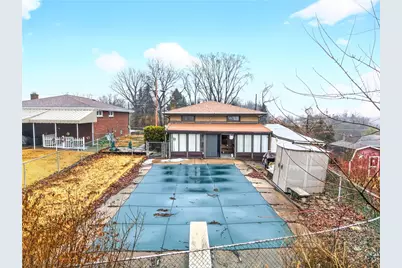 5156 Ridge Dr, Pittsburgh, PA 15236 - Photo 3