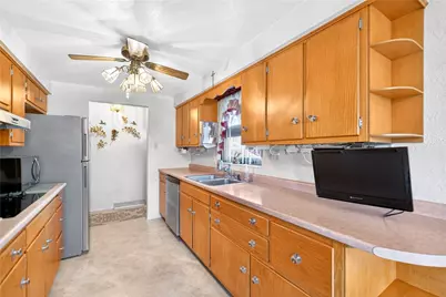 5156 Ridge Dr, Pittsburgh, PA 15236 - Photo 11