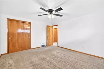 5156 Ridge Dr, Pittsburgh, PA 15236 - Photo 17