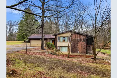 622 Woodland Dr, Pulaski Township, PA 16143 - Photo 3