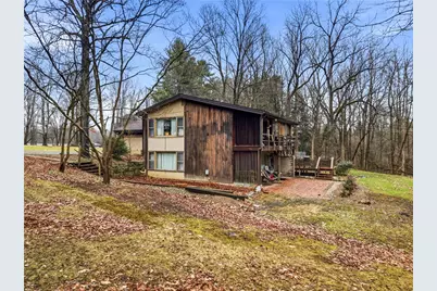 622 Woodland Dr, Pulaski Township, PA 16143 - Photo 1