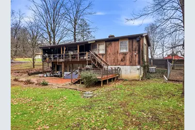 622 Woodland Dr, Pulaski Township, PA 16143 - Photo 5