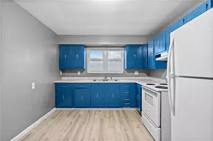 1315 Greensburg Pike, East McKeesport, PA 15035 - Photo 7