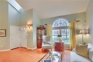 3020 Shoreline Ln, Mount Pleasant, PA 15057 - Photo 11