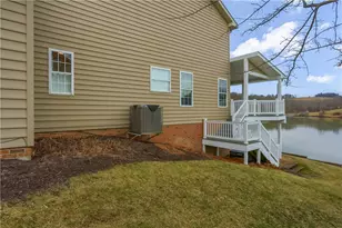 3020 Shoreline Ln, Mount Pleasant, PA 15057 - Photo 49