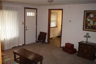 110 Markle Rd, Allegheny Township, PA 15613 - Photo 7