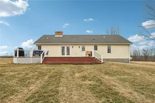 785 Cameron Rd, Hickory Township, PA 16101 - Photo 7