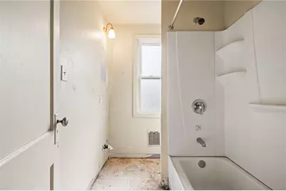 302 Platt Ave, Beechview, PA 15216 - Photo 17