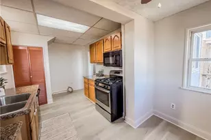 2726 Crosby Ave, Pittsburgh, PA 15216 - Photo 11