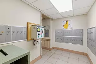 2160 Greentree Rd, Scott Township, PA 15220 - Photo 31