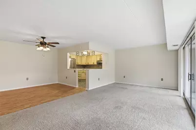 2160 Greentree Rd. #405W, Scott Township, PA 15220 - Photo 9