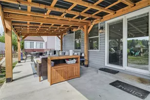 409 McKim St, Zelienople, PA 16063 - Photo 37