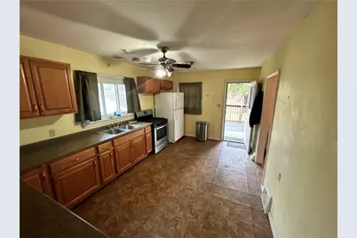 529 Ambridge Ave, Leet Township, PA 15003 - Photo 5